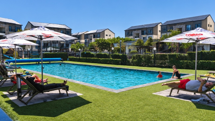 1 Bedroom Property for Sale in Sandown Western Cape